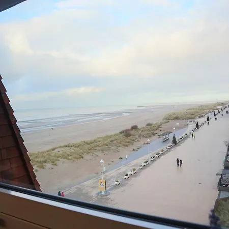 Apartment Dyore 0402 Located Directly On The Nieuwpoort